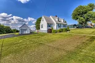 139 Holly Place Rd, Mount Pleasant Township, PA 15666 - Photo 3