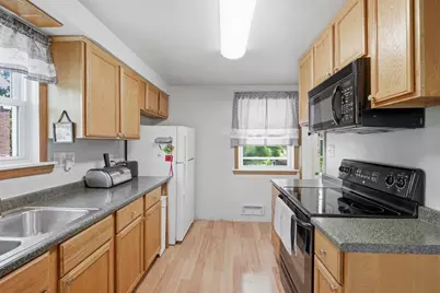 9261 Old Perry Hwy, Pittsburgh, PA 15237 - Photo 9