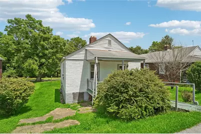 7 Locust St, East Bethlehem, PA 15322 - Photo 3