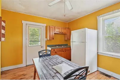 7 Locust St, East Bethlehem, PA 15322 - Photo 9