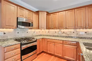 1403 Torrey Pine Dr, Adams Township, PA 16046 - Photo 7