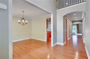 1403 Torrey Pine Dr, Adams Township, PA 16046 - Photo 3