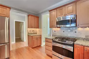 1403 Torrey Pine Dr, Adams Township, PA 16046 - Photo 9