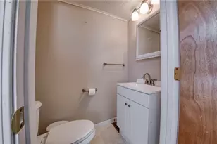 51 Sycamore St, Cecil, PA 15350 - Photo 21