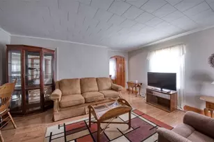 51 Sycamore St, Cecil, PA 15350 - Photo 17