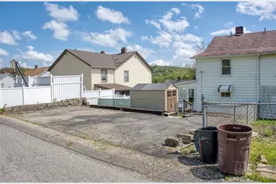 51 Sycamore St, Cecil, PA 15350 - Photo 5