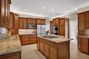154 Bittersweet Cir, Peters Township, PA 15367 - Photo 11