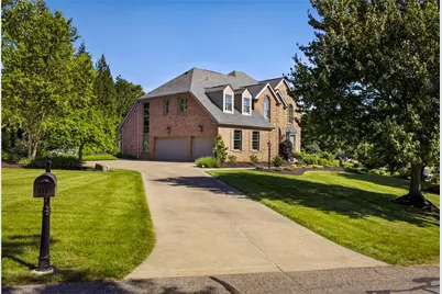 154 Bittersweet Circle, Peters Township, PA 15367 - Photo 3