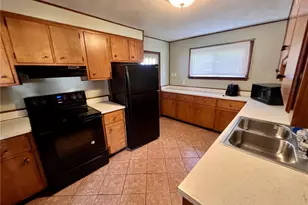 312 S 9th St, Connellsville, PA 15425 - Photo 9