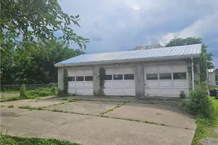 506 S Pittsburgh St, Connellsville, PA 15425 - Photo 3