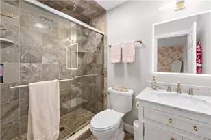 8000 Sherwood Dr, Collier Township, PA 15142 - Photo 31