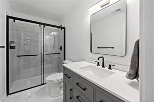 8000 Sherwood Dr, Collier Township, PA 15142 - Photo 35