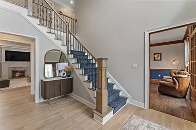 8000 Sherwood Dr, Collier Township, PA 15142 - Photo 7