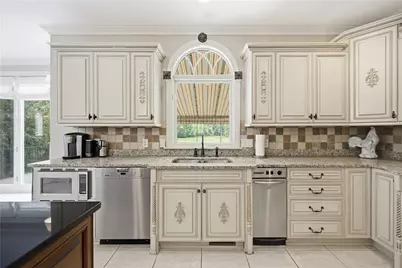 470 Four Lakes Dr, Adams Township, PA 15044 - Photo 5