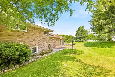 220 Water St, Donegal, PA 15628 - Photo 9