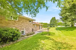 220 Water St, Donegal, PA 15628 - Photo 9
