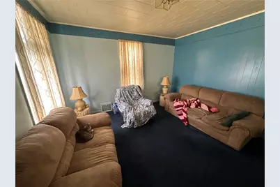 717 Ludwick St, Hempfield Township, PA 15601 - Photo 3