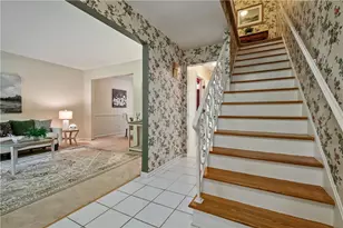 1818 Foxcroft Ln, Pittsburgh, PA 15101 - Photo 3
