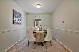 1818 Foxcroft Ln, Pittsburgh, PA 15101 - Photo 7