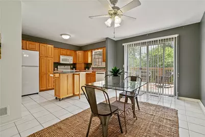 1818 Foxcroft Ln #805, Pittsburgh, PA 15101 - Photo 9