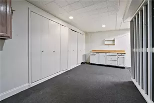 1818 Foxcroft Ln, Pittsburgh, PA 15101 - Photo 23