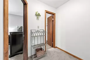 602 Sunset Cir, Cranberry Township, PA 16066 - Photo 15