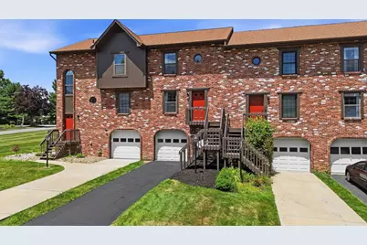 602 Sunset Circle, Cranberry Township, PA 16066 - Photo 3