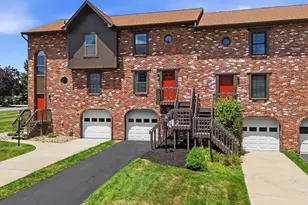 602 Sunset Cir, Cranberry Township, PA 16066 - Photo 3