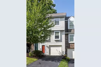 126 Rossmor Ct, Ross Twp, PA 15229 - Photo 3