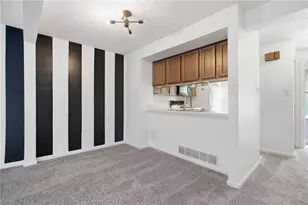 126 Rossmor Ct, Ross Twp, PA 15229 - Photo 15