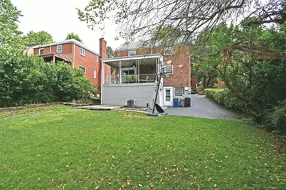 318 Fieldbrook Dr, Pittsburgh, PA 15228 - Photo 35
