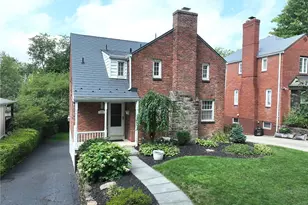318 Fieldbrook Dr, Pittsburgh, PA 15228 - Photo 1
