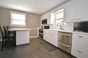318 Fieldbrook Dr, Pittsburgh, PA 15228 - Photo 11