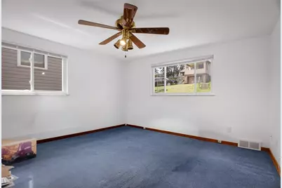 616 Laura Avenue, West Mifflin, PA 15122 - Photo 7