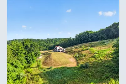 218 Blosser Hill Rd, Springfield Township, PA 15451 - Photo 9