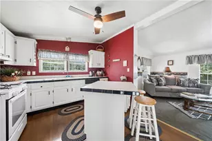 524 N 5th St, Youngwood, PA 15697 - Photo 11