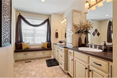 304 Daniela Dr, Allegheny Township, PA 15068 - Photo 21