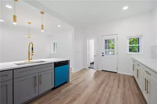 731 Mellon St, Pittsburgh, PA 15206 - Photo 9