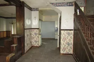 118 Center Ave, Burgettstown Boro, PA 15021 - Photo 3