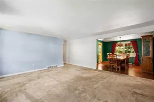 6148 Great Dane Dr, Bethel Park, PA 15102 - Photo 7