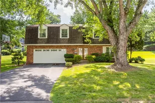 6148 Great Dane Dr, Bethel Park, PA 15102 - Photo 1