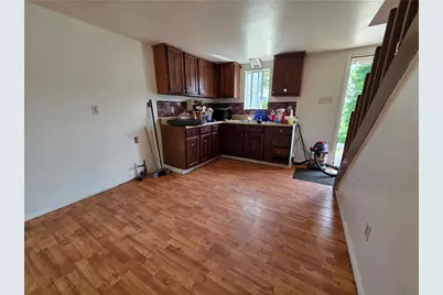 15 Coal St, Charleroi Boro, PA 15432 - Photo 3