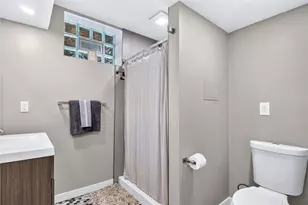 134 Meadowbrook Dr, Bethel Park, PA 15102 - Photo 27