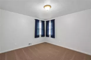 1035 Sanda Dr, Pittsburgh, PA 15227 - Photo 9