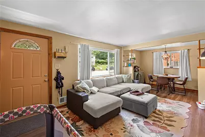 1035 Sanda Dr, Pittsburgh, PA 15227 - Photo 3
