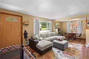 1035 Sanda Dr, Pittsburgh, PA 15227 - Photo 3