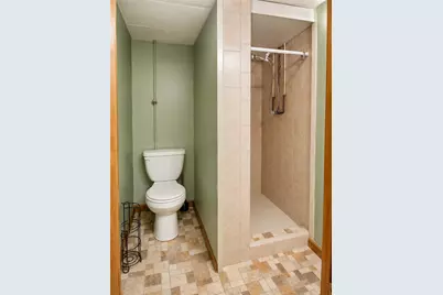 1035 Sanda Dr, Pittsburgh, PA 15227 - Photo 13