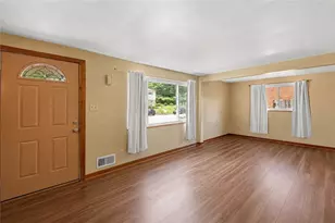 1035 Sanda Dr, Pittsburgh, PA 15227 - Photo 3