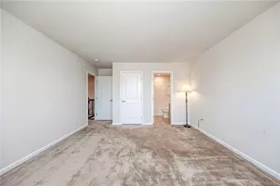 228 Oakmont Dr, Ross Twp, PA 15229 - Photo 19