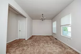 228 Oakmont Dr, Ross Twp, PA 15229 - Photo 9